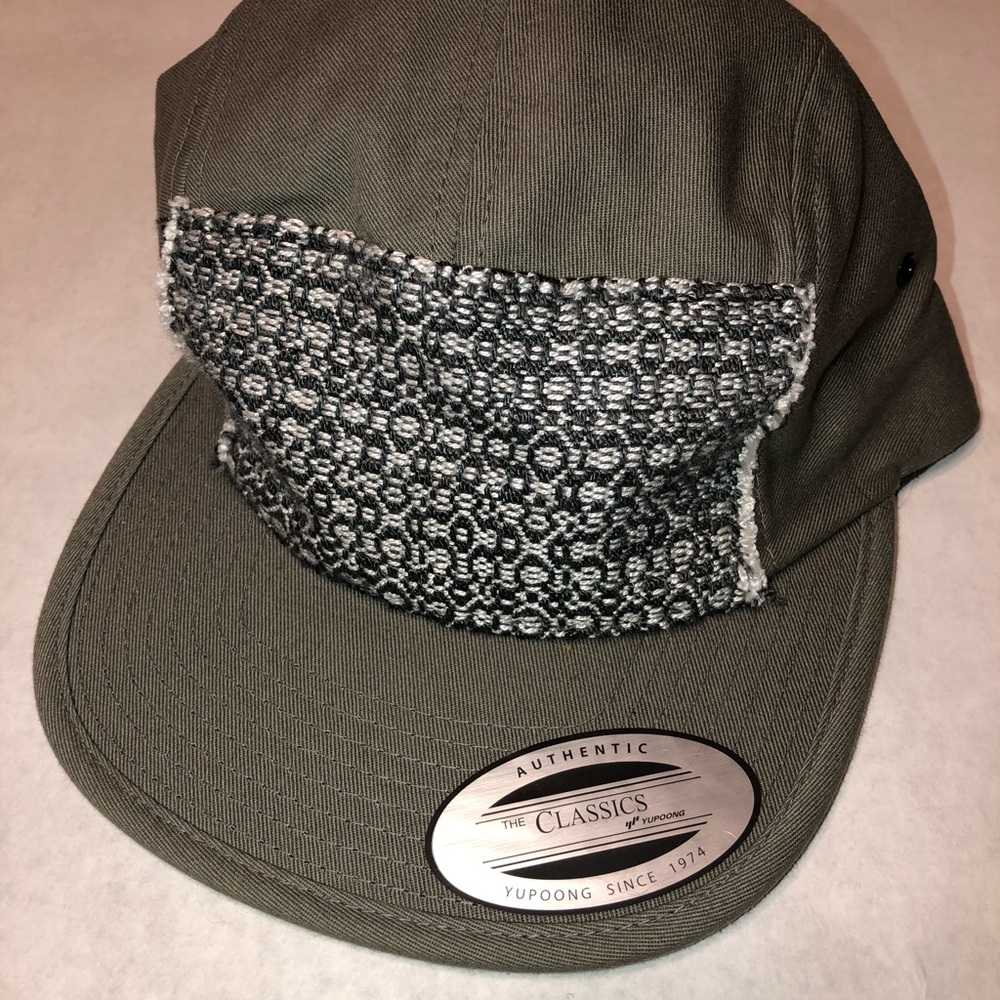 Five panel hat - Picture 1 of 2